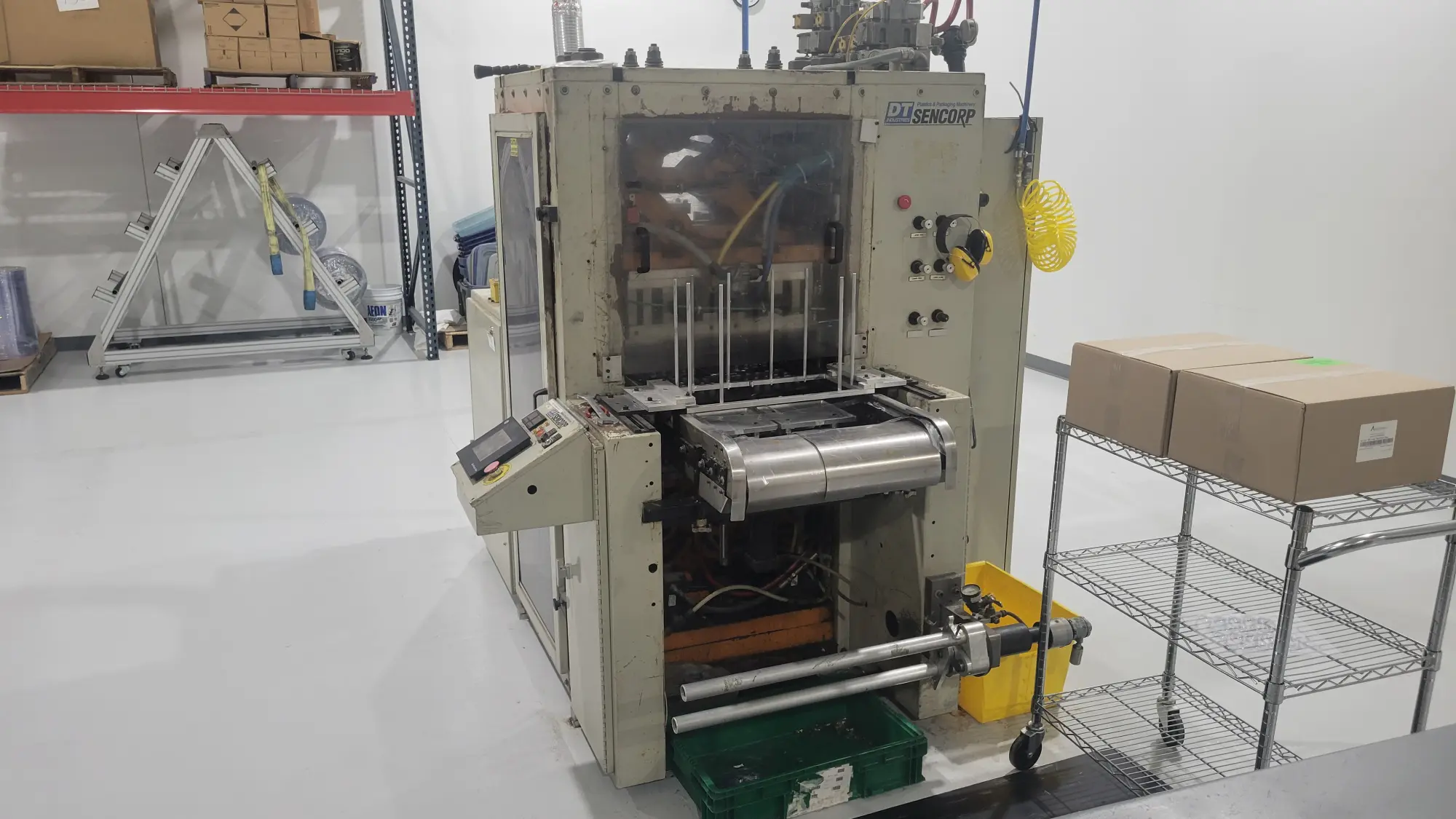 A picture of a Vacuum Form Molding machine